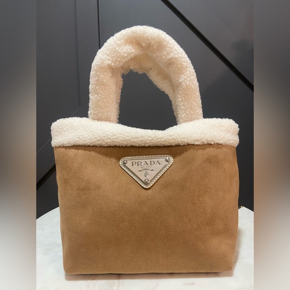 Prada GWP Sherpa & Suede Bag - Picture 8 of 8